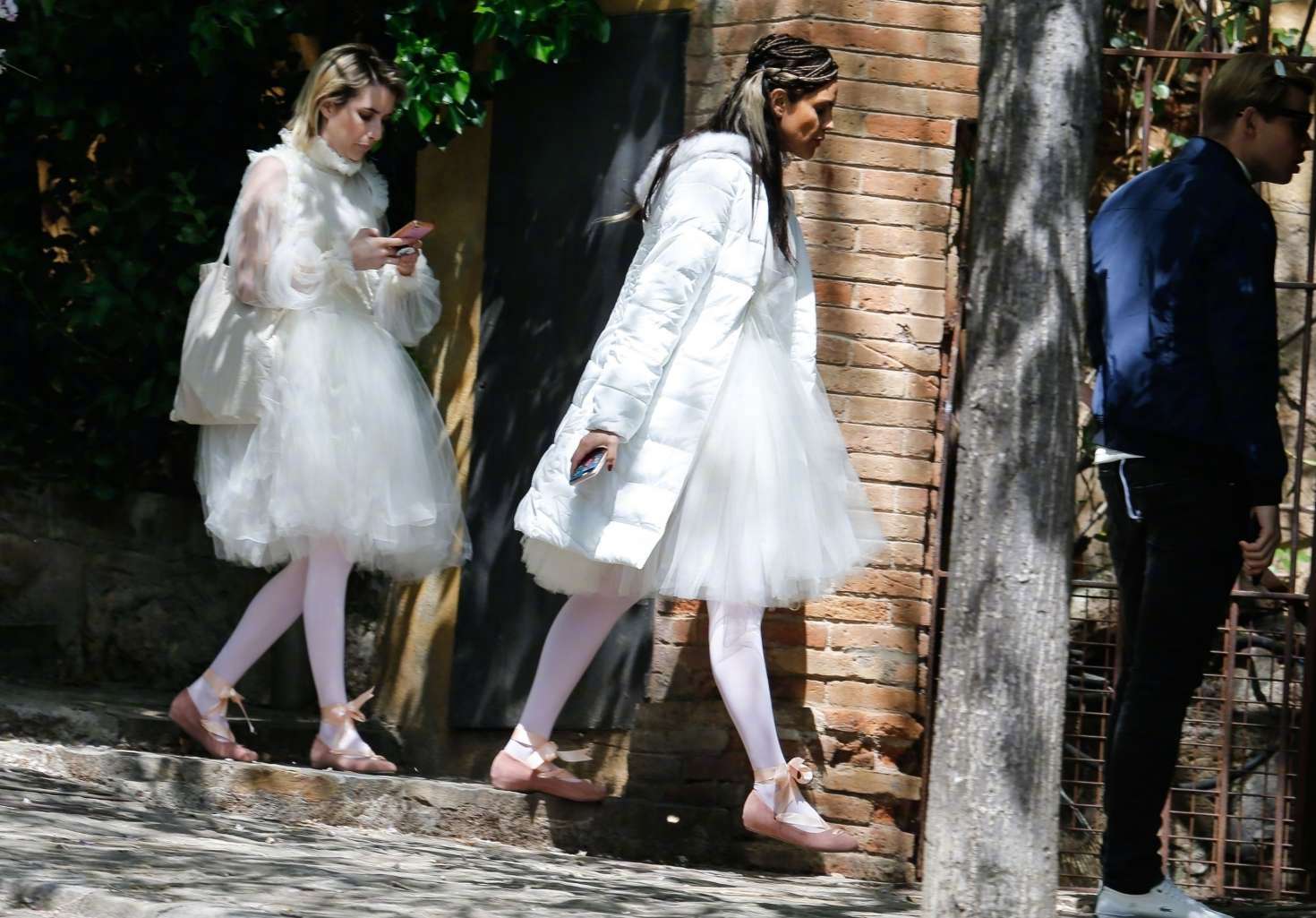 关于巴塞罗那发布备战花絮;今夜再遭质疑;英超任务艰巨;更衣室氛围转暖的信息 关于巴塞罗那发布备战花絮;今夜再遭质疑;英超任务艰巨;更衣室氛围转暖的信息